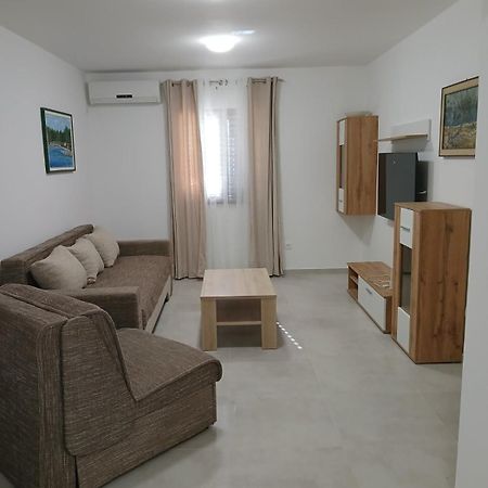 Apartments Njivice Bajcic Εξωτερικό φωτογραφία