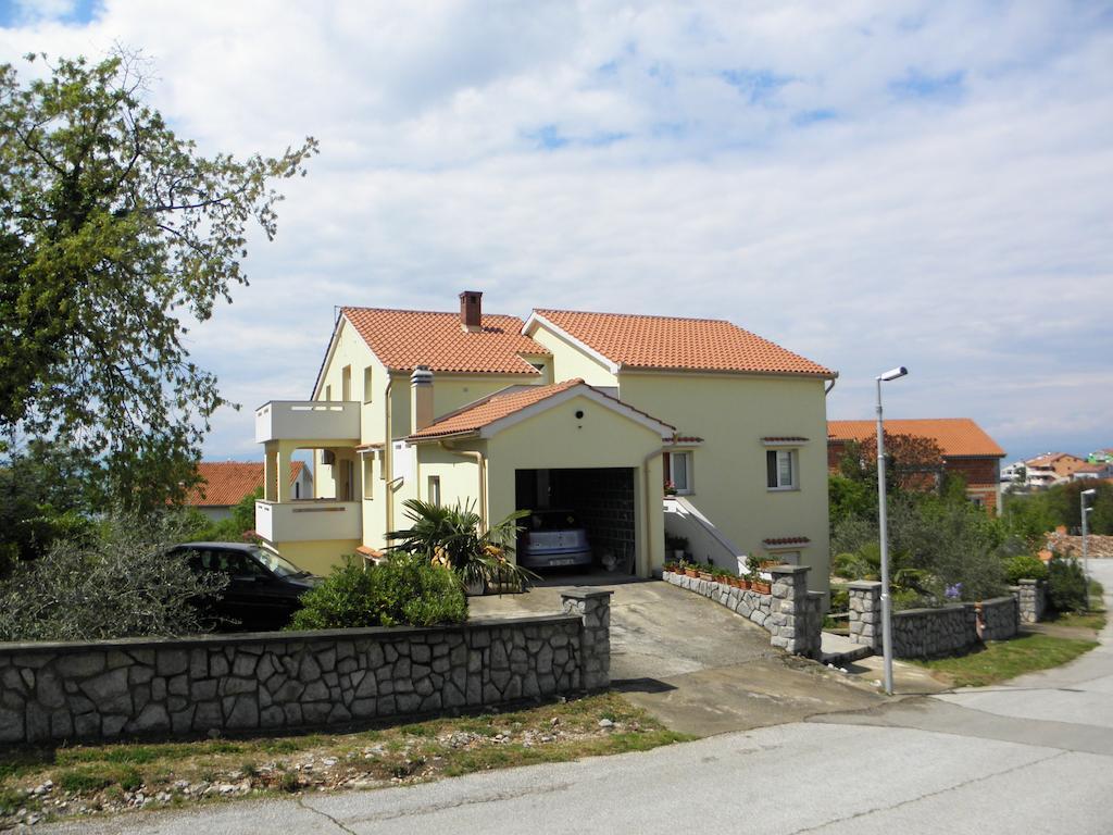 Apartments Njivice Bajcic Εξωτερικό φωτογραφία