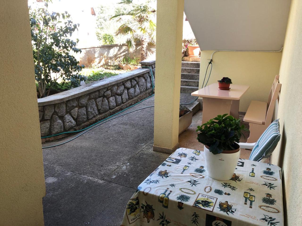 Apartments Njivice Bajcic Εξωτερικό φωτογραφία